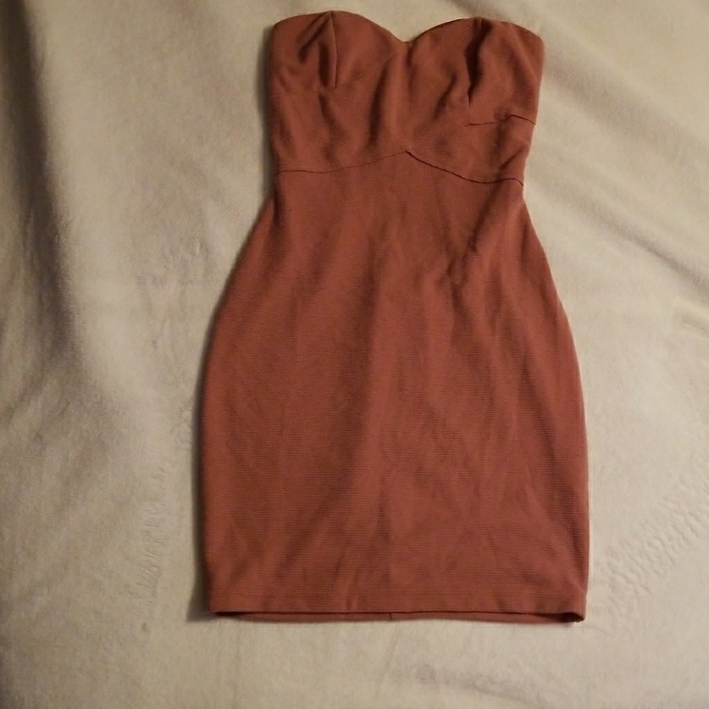 Strapless dress